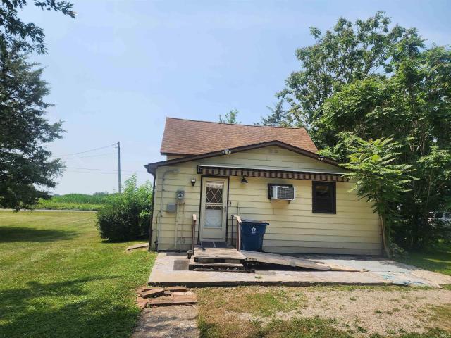House for sale in Geneva, Indiana