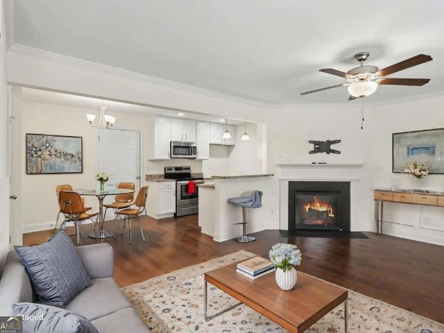 Townhouse for sale in Douglasville, Georgia