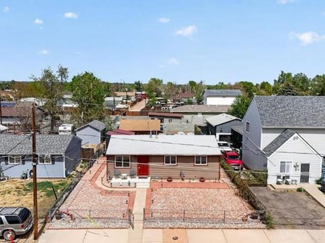 House for sale in Dupont, Colorado