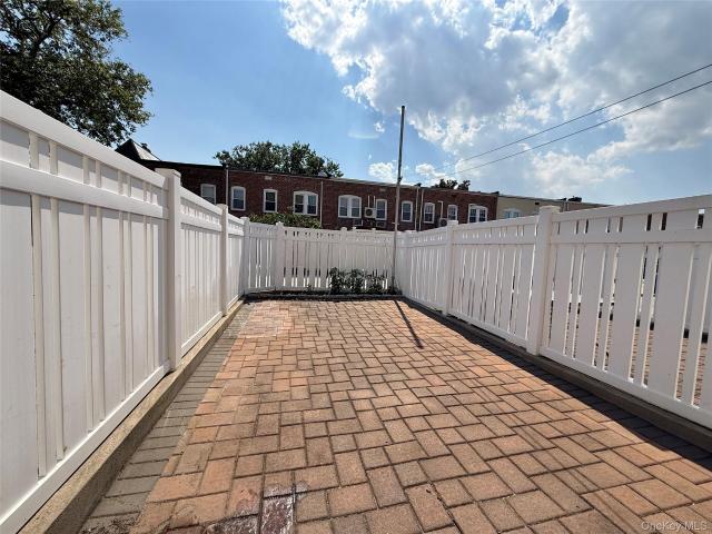 House for sale in Queens, Arverne