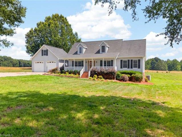 House for sale in Seagrove, North Carolina