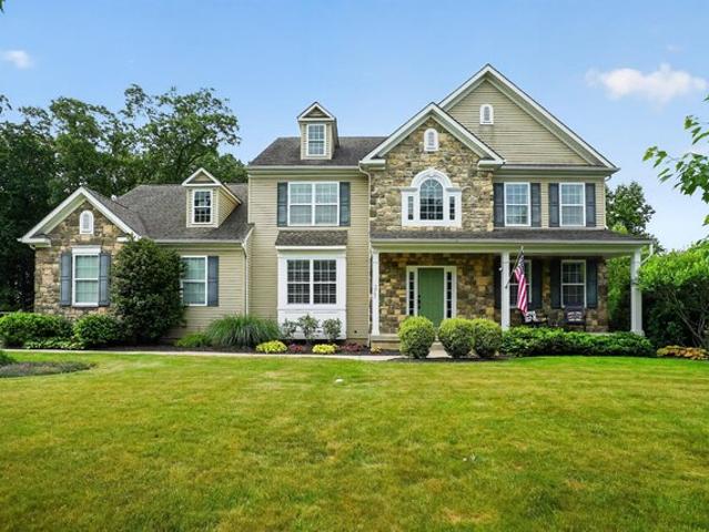 House for sale in Green Lane, Pennsylvania