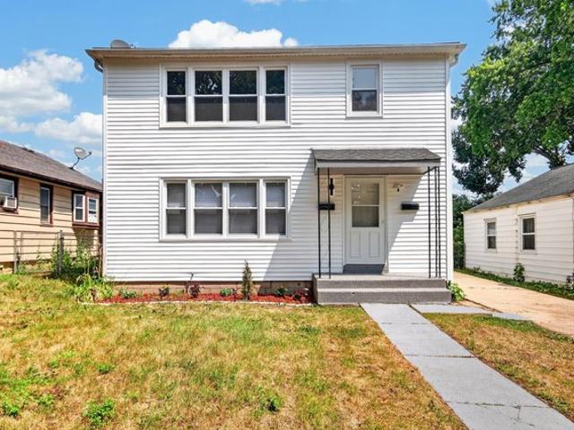 House for sale in Milwaukee, Wisconsin