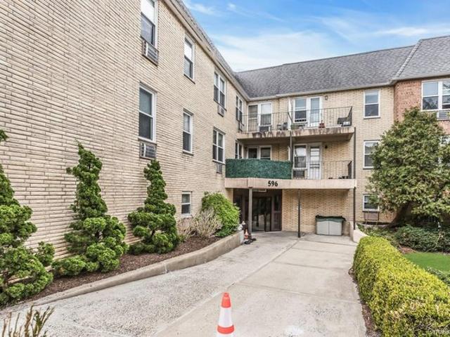 Condo for sale in Nassau, New York