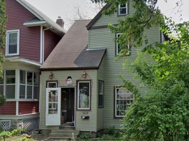 House for sale in Dayton's Bluff, Ramsey