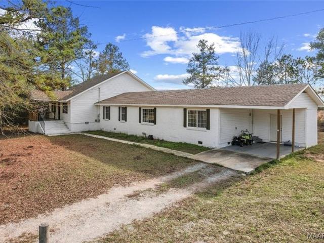 House for sale in Columbia, Alabama