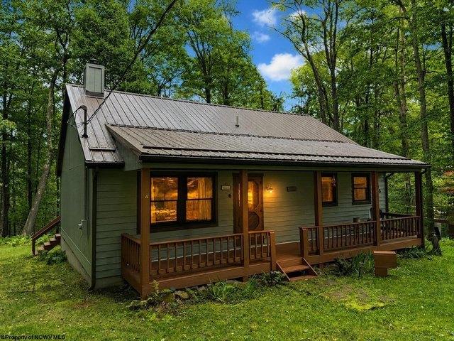 House for sale in Terra Alta, West Virginia