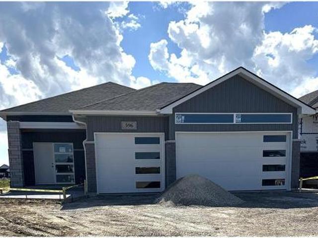 House for sale in Chatham–kent, Ontario