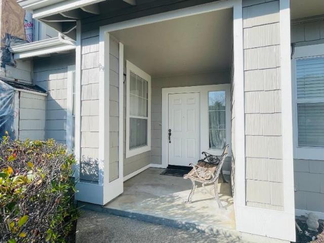 Townhouse for rent in San Mateo, California