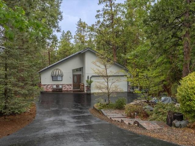 House for sale in Murphys, California