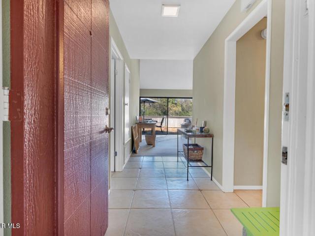 Townhouse for sale in Oak Park, California