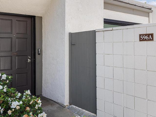 Townhouse for sale in Arcadia, California