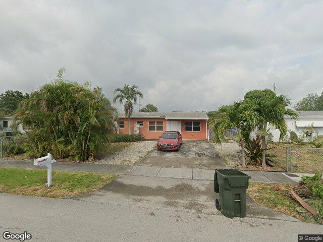 House for sale in Oakland Park, Florida