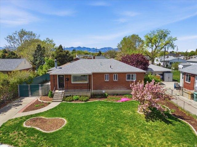 House for sale in Murray, Utah