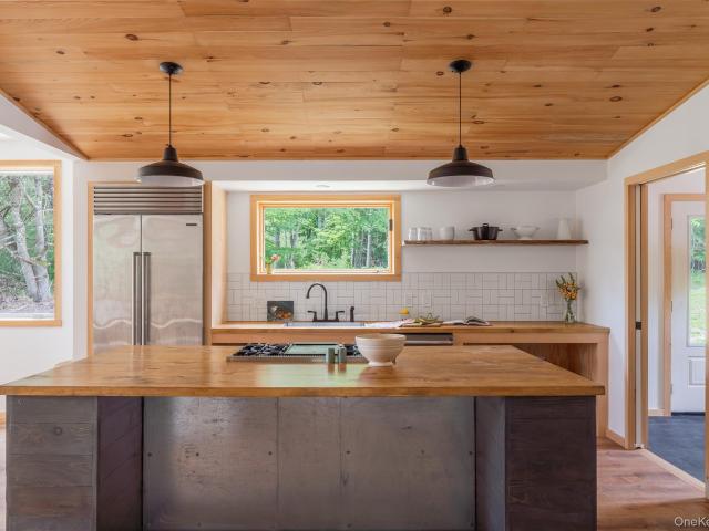 House for sale in Barryville, New York