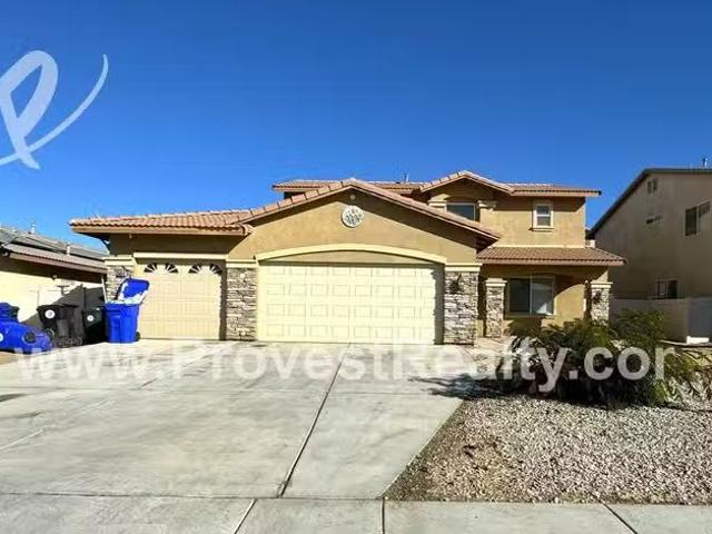 House for rent in Ontario