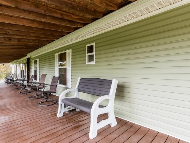 House for sale in Bloomfield, New Concord