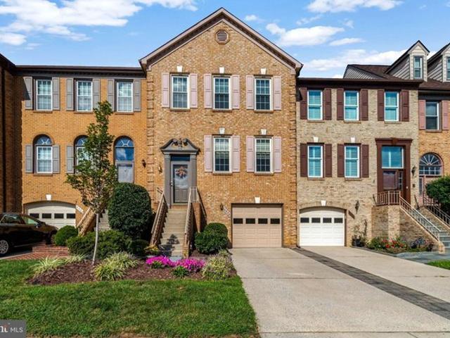 Townhouse for sale in Virginia