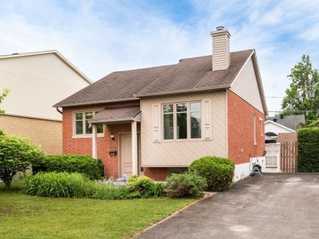 House for sale in Longueuil, Quebec