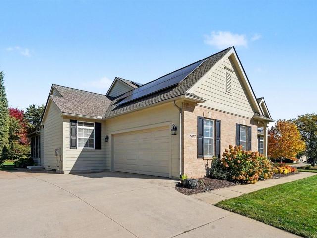 House for sale in Arboretum Condominiums, Saline