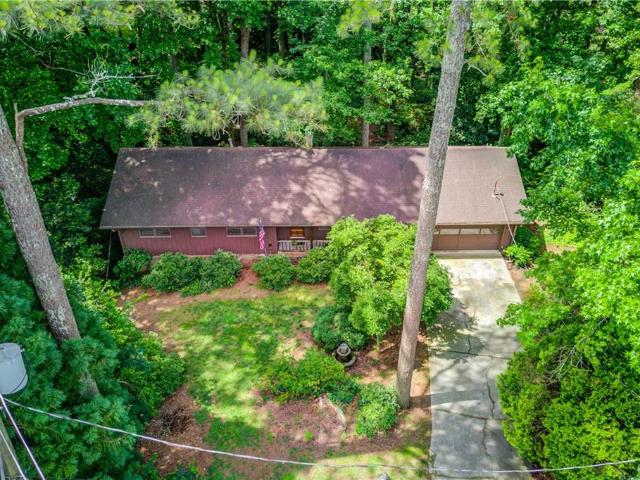 House for sale in Lilburn, Georgia