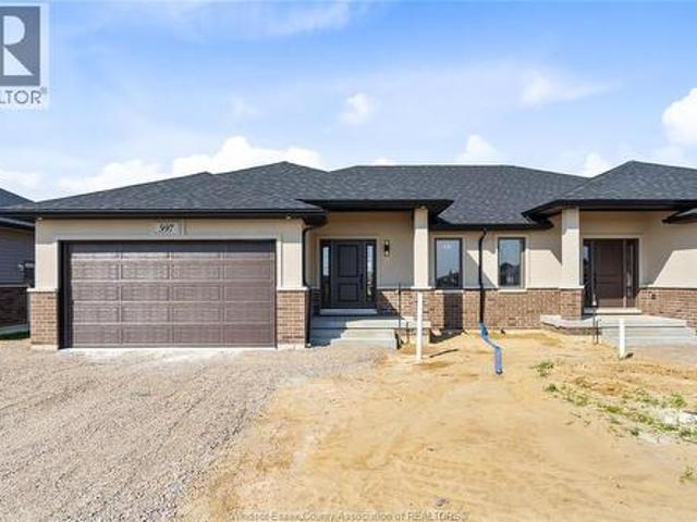 House for sale in Chatham–kent, Ontario