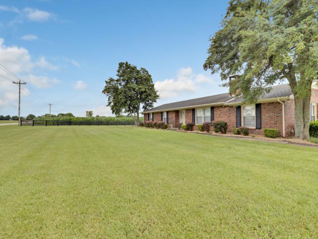 House for sale in Adairville, Kentucky