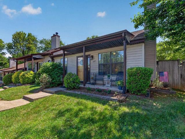 Townhouse for sale in Virginia