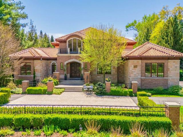 House for sale in Bloomfield Hills