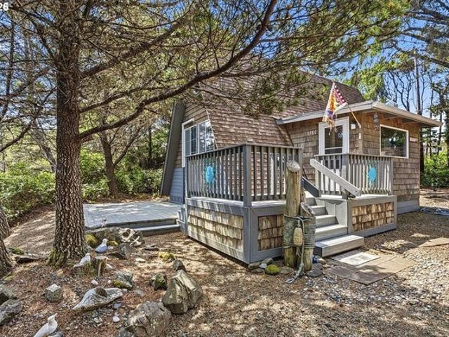 House for sale in Oregonia