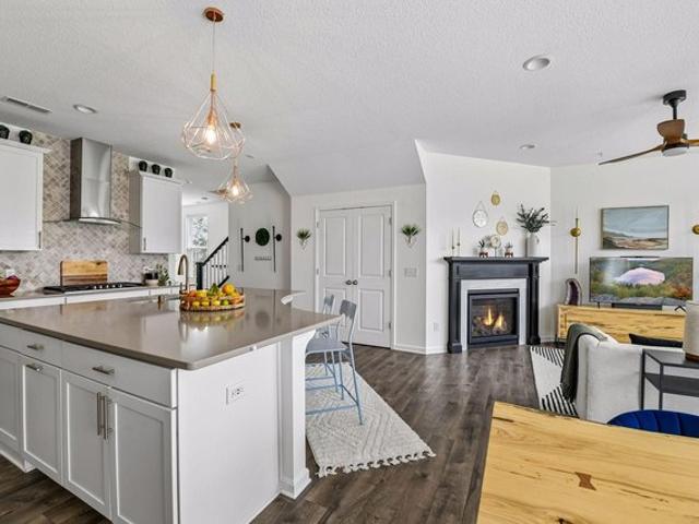 Townhouse for sale in Hennepin, Minnesota