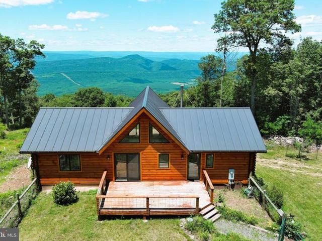 House for sale in Hardy, West Virginia