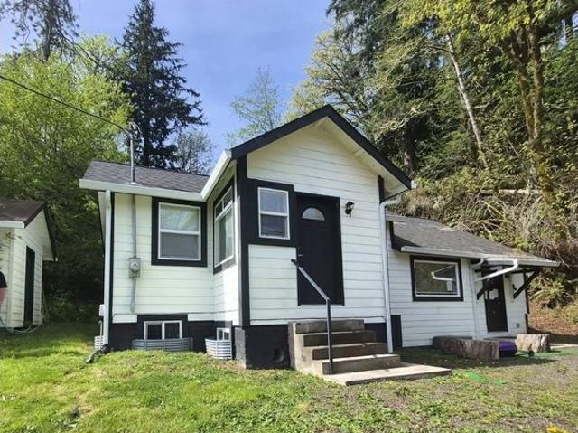 House for sale in Oregonia