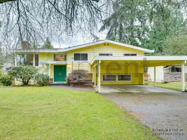 House for rent in Bellevue