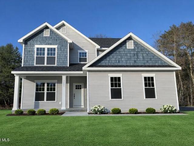 House for sale in Guilderland, New York