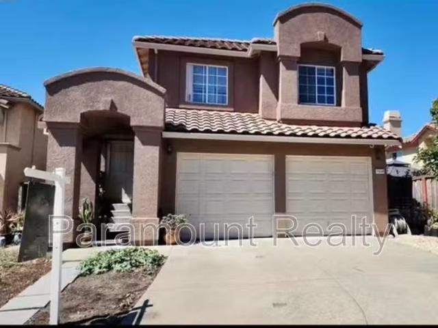 House for rent in Hayward