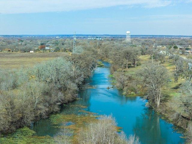 Land for sale in Martindale, Texas