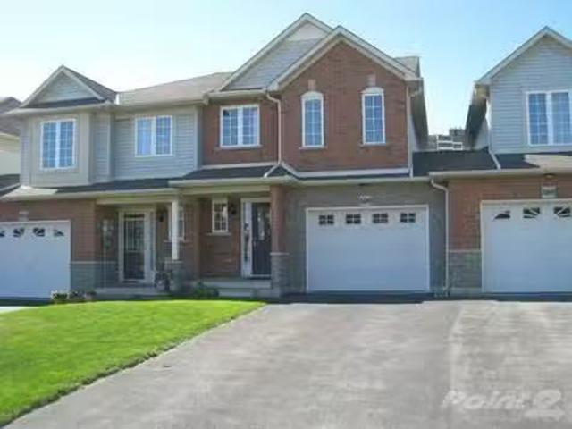 Condo for rent in Ancaster, Ontario