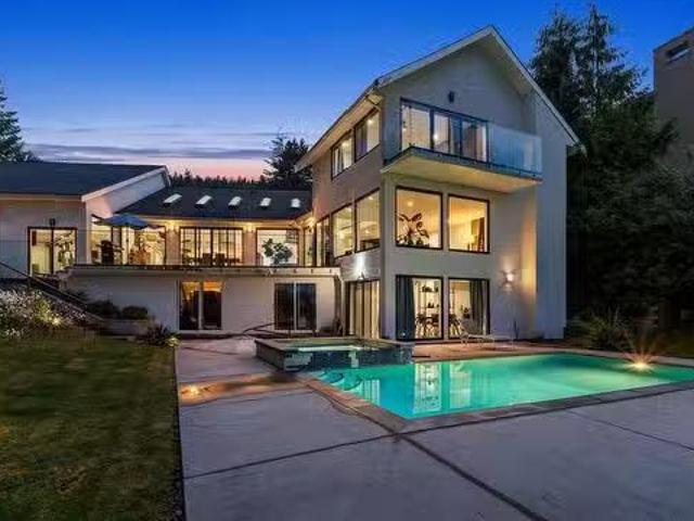 House for sale in West Vancouver, British Columbia