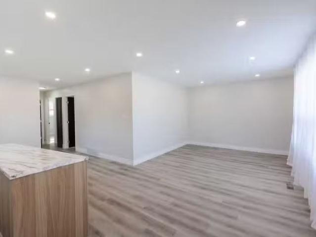 House for rent in Ancaster, Ontario