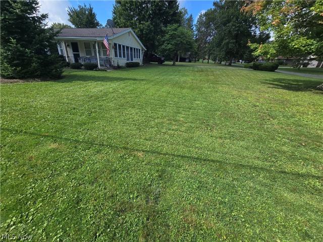 House for sale in Andover, Ohio