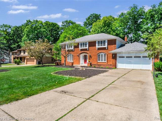 House for sale in West Bloomfield, Michigan