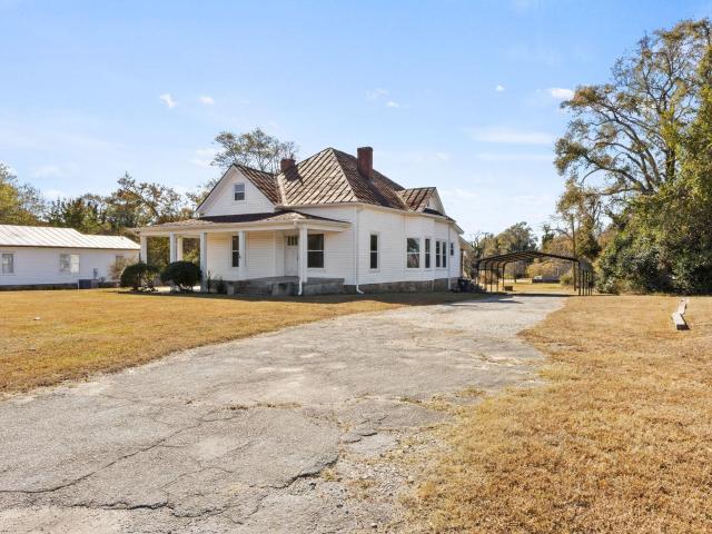 House for sale in Gray Court, South Carolina