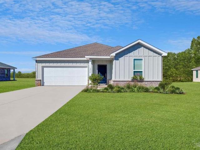 House for sale in Pace, Florida