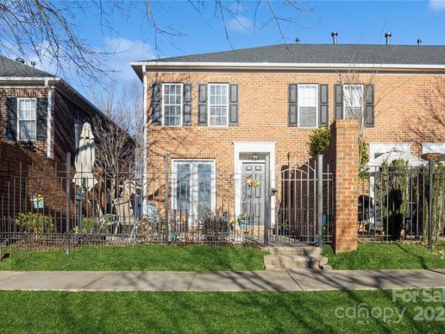 Townhouse for sale in Concord