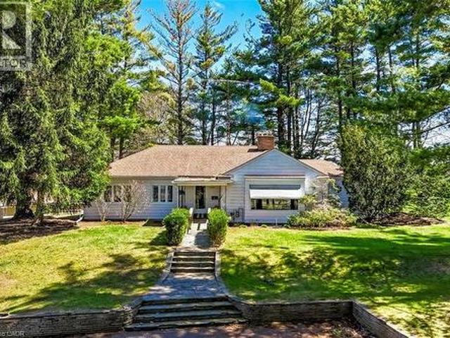 House for sale in Delhi, Ontario