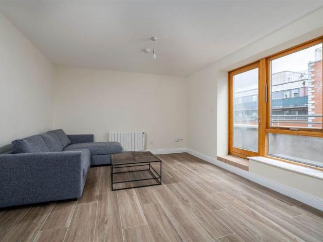 Apartment to rent in Bluebell, North Tipperary