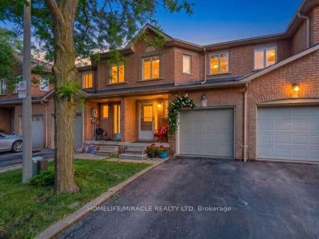 Condo for sale in Woburn, Ontario