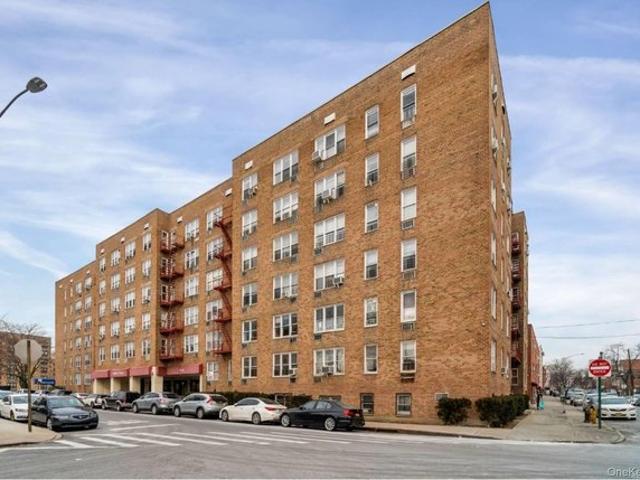 House for rent in Queens, Arverne