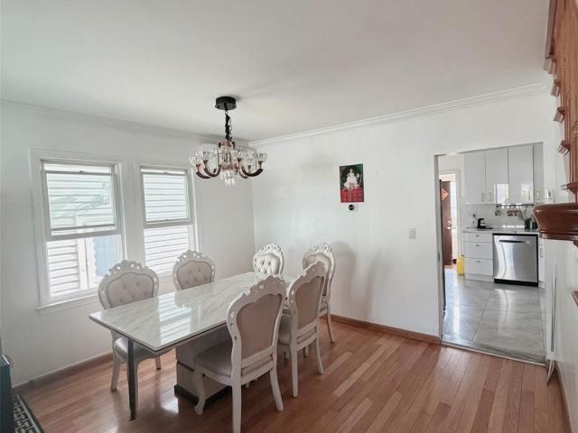 House for sale in Queens, Arverne